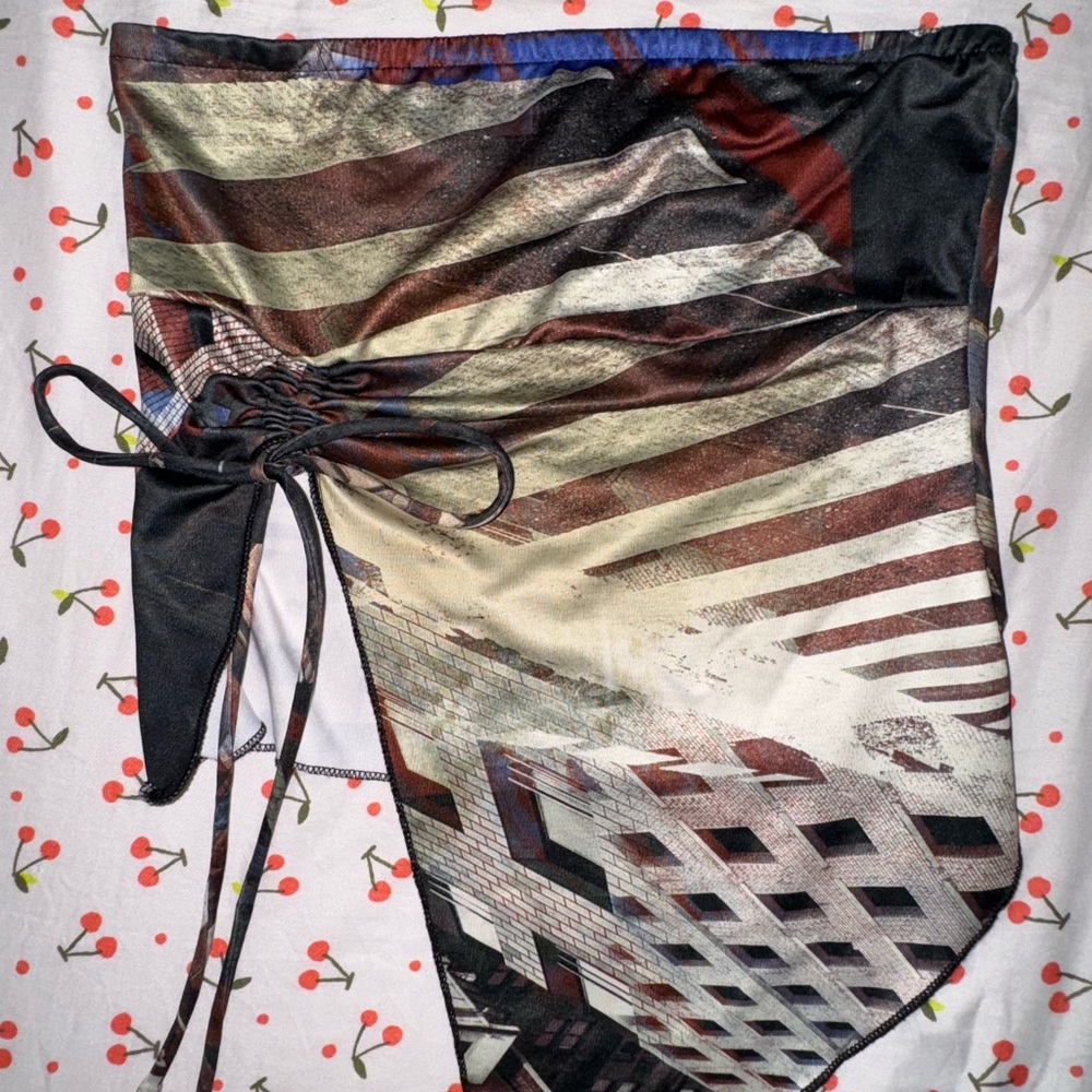 Edikted Tube top